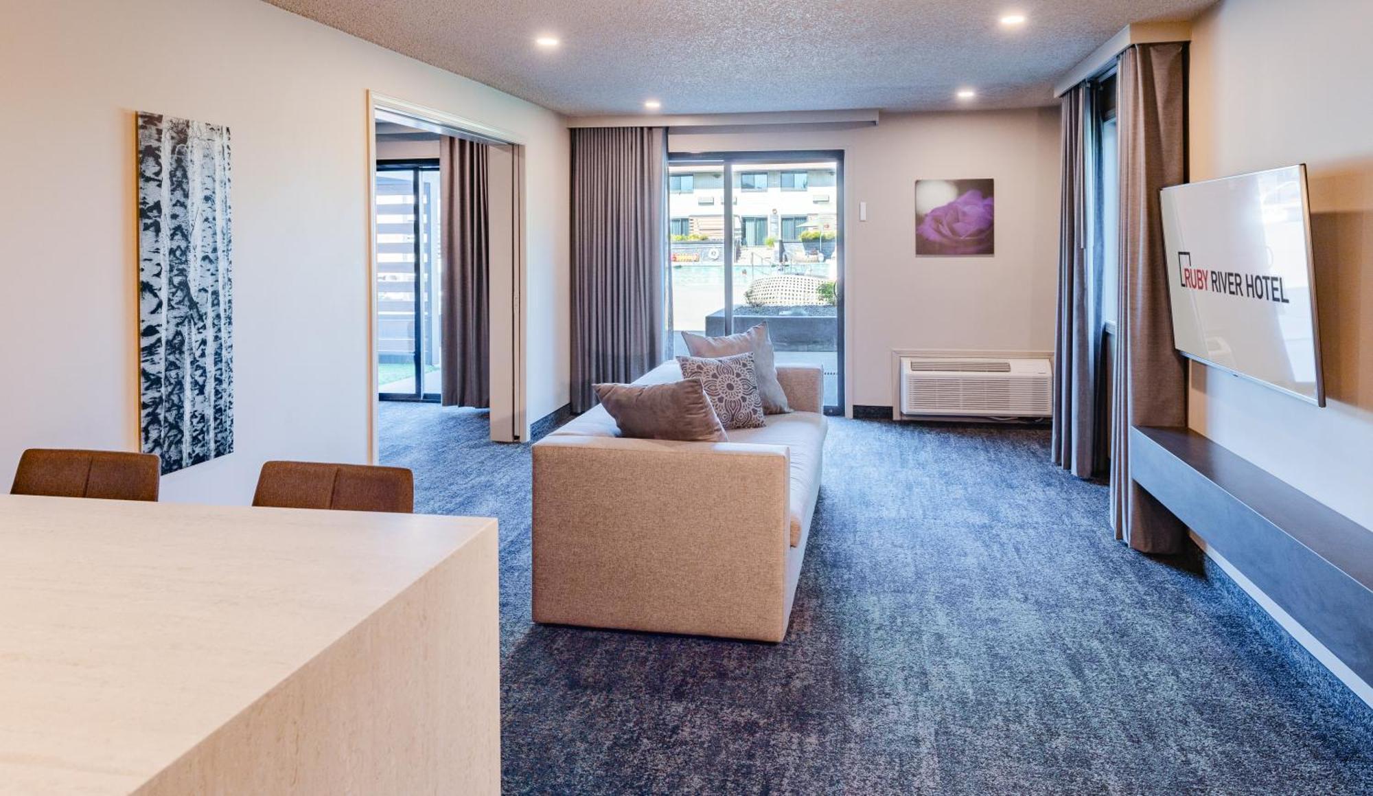 Ruby River Hotel Spokane (Adults Only) מראה חיצוני תמונה